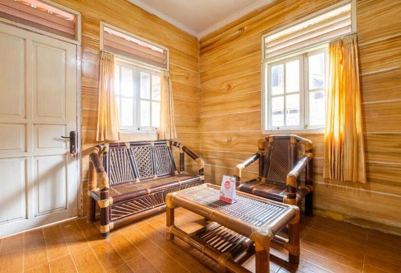 Семейный Номер Deluxe, Oyo 2278 Cikidang Hunting Resort