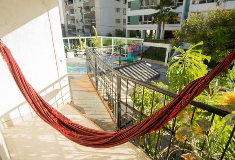 Номер Стандарт Индивидуальный с Балконом, The Place Hostel