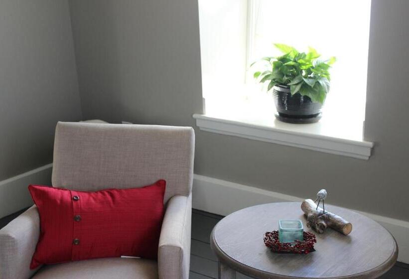 스위트, Maplehurst Manor Bed And Breakfast