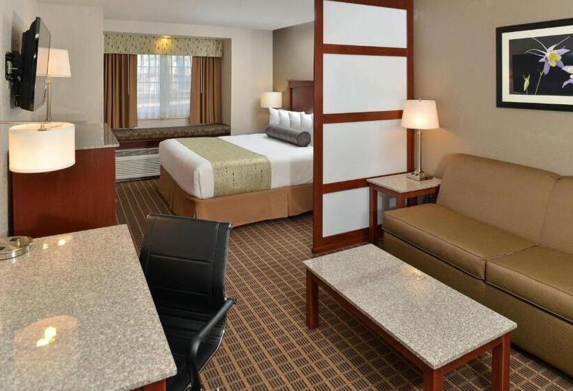 キングサイズベッドのスイートルーム, Best Western Plus Peak Vista Inn & Suites