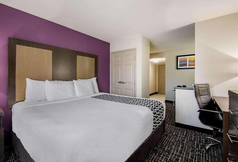 이그제큐티브 룸 킹사이즈 침대, La Quinta Inn By Wyndham West Long Branch