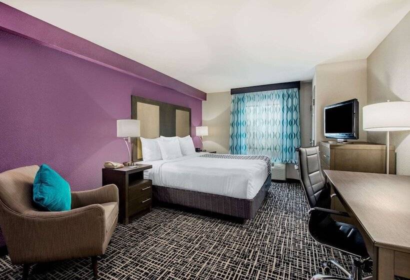 디럭스 룸, La Quinta Inn By Wyndham West Long Branch