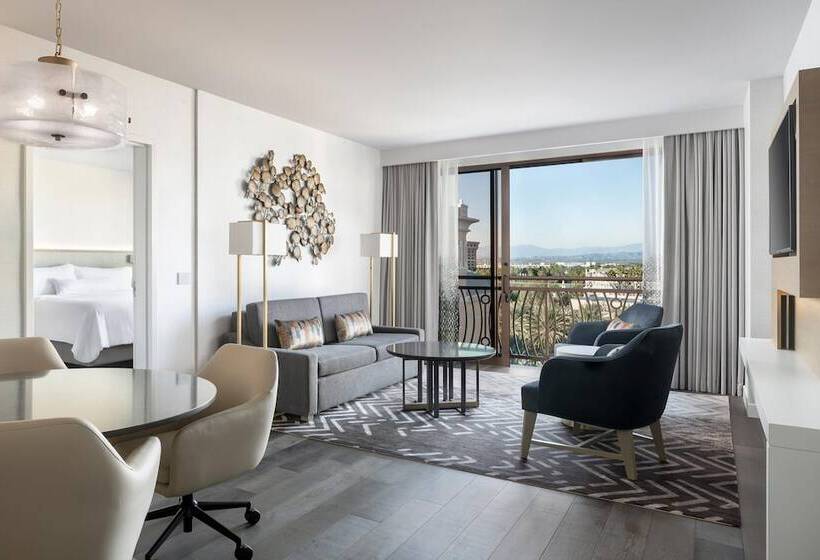 سوییت, The Westin Anaheim Resort