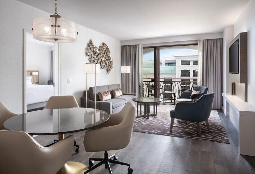 سوییت, The Westin Anaheim Resort