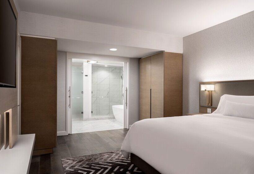 سوییت, The Westin Anaheim Resort