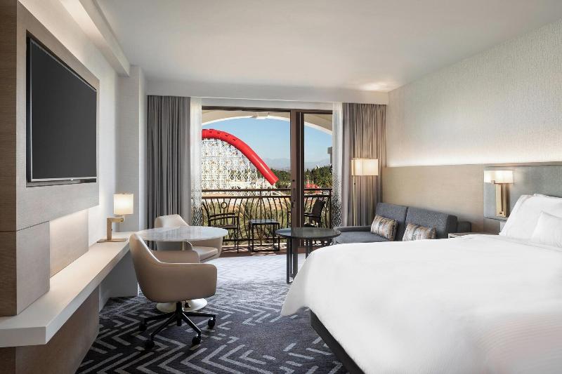 اتاق استاندارد با چشم‌انداز پارک, The Westin Anaheim Resort