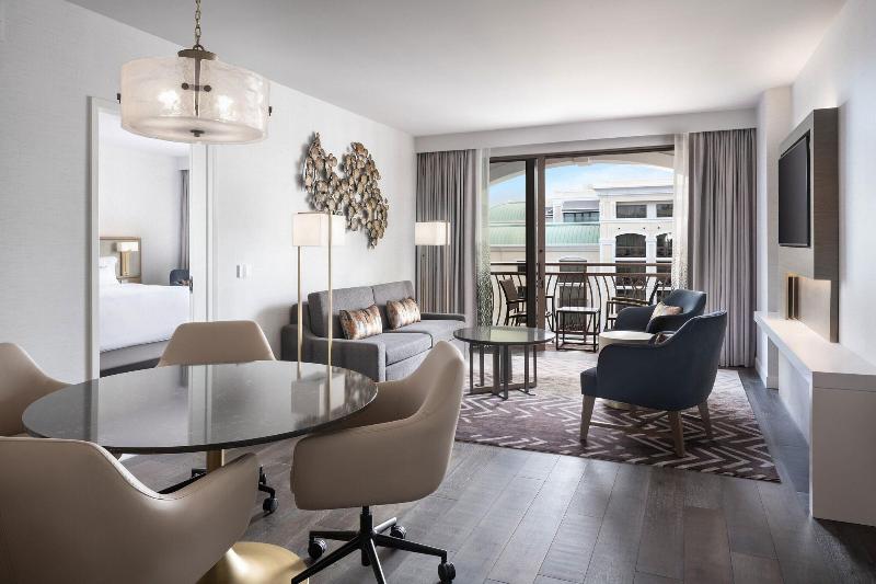 سوییت, The Westin Anaheim Resort