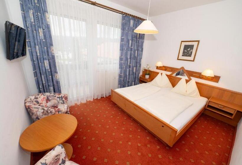 Номер Стандарт с Балконом, Pension & Apartments Ertl