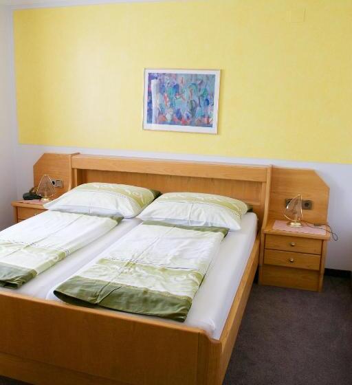 2 Bedrooms Apartment Lake View, Pension Seerose