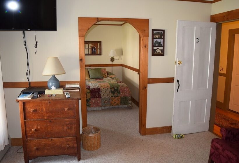 Номер Стандарт, Black Lantern Inn