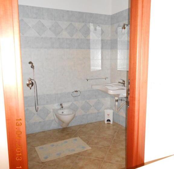 اتاق استاندارد, B&b Perdalonga