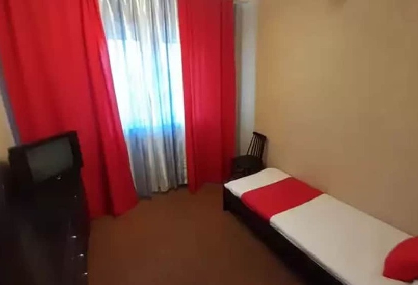 Номер Economy Индивидуальный, Maxrooms Volga Hollywood