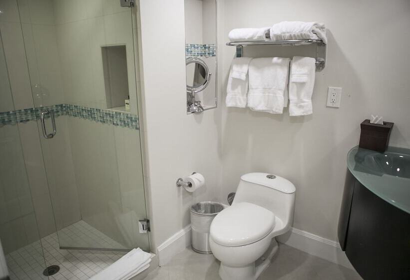 수피리어 스위트, The Mutiny Luxury Suites
