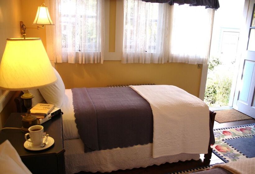 Номер Стандарт, The Oak Bluffs Inn