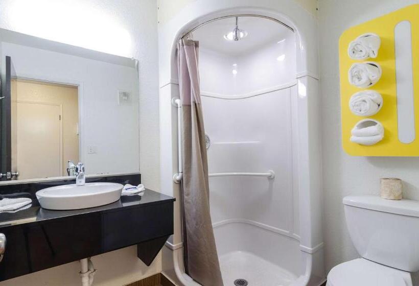 Номер Deluxe, Motel 6seattle, Wa  Seatac Airport South