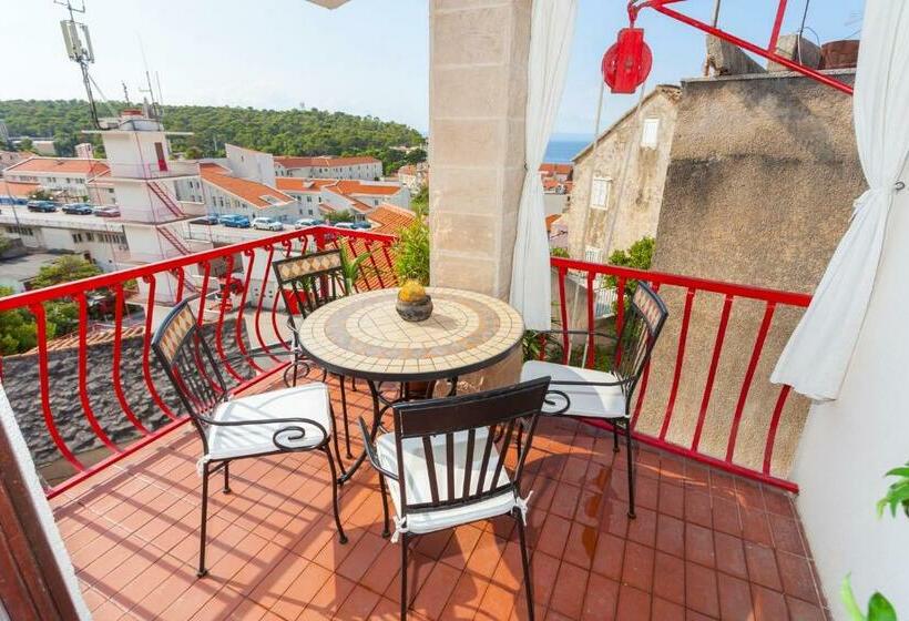 Студия Стандарт Вид на Море, Apartments And Rooms With Wifi Makarska   11063