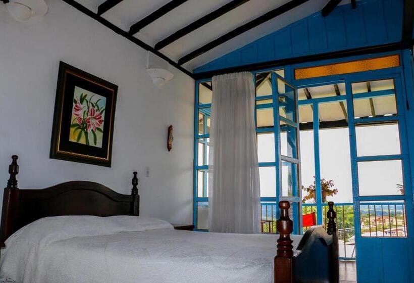 스위트, Casa Hotel El Compadre