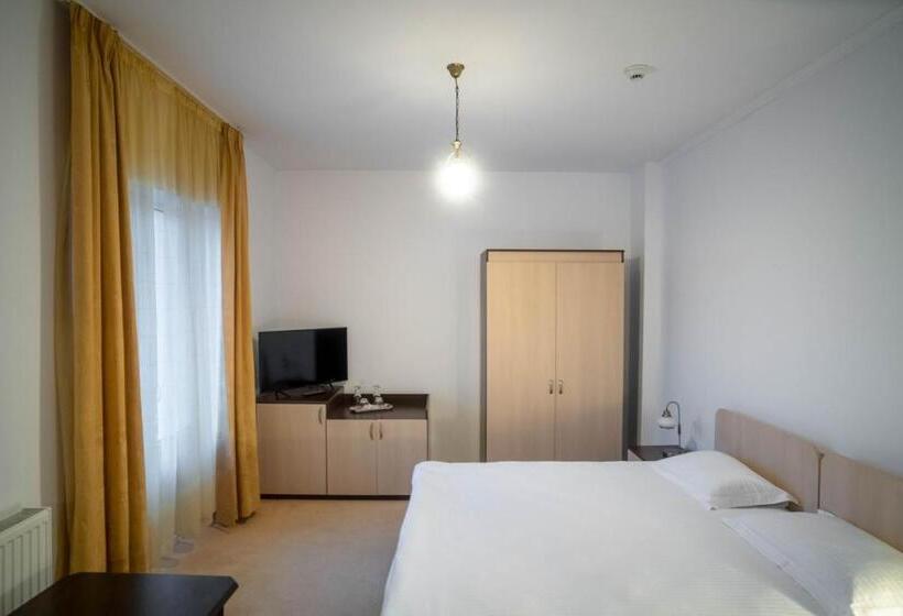اتاق استاندارد با چشم‌انداز, Chalet 173