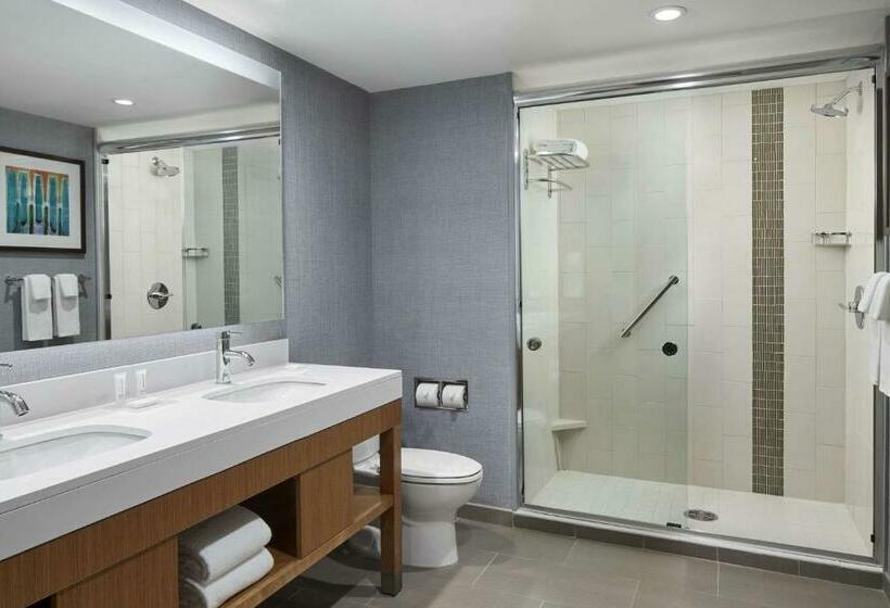 מיטת קינג בסוויטה, Hyatt Place Evansville