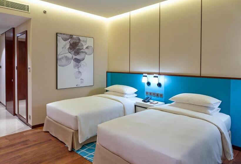 Номер Стандарт Вид на Бассейн, Hyatt Regency Thrissur