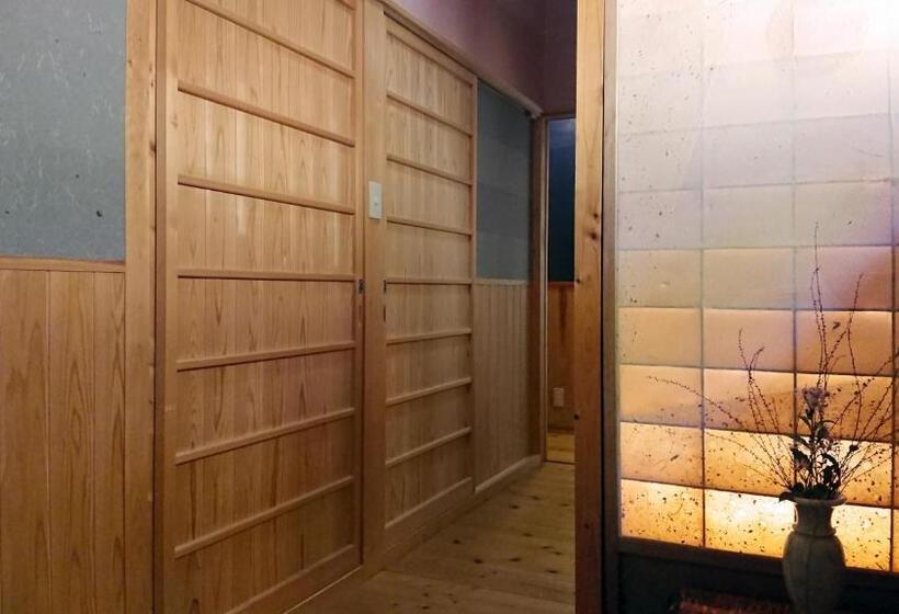 Номер Стандарт, Washi Studio Kamikoya