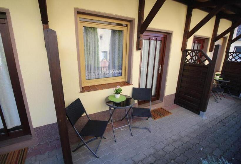 اتاق استاندارد, Brauhaus Und Pension Babben