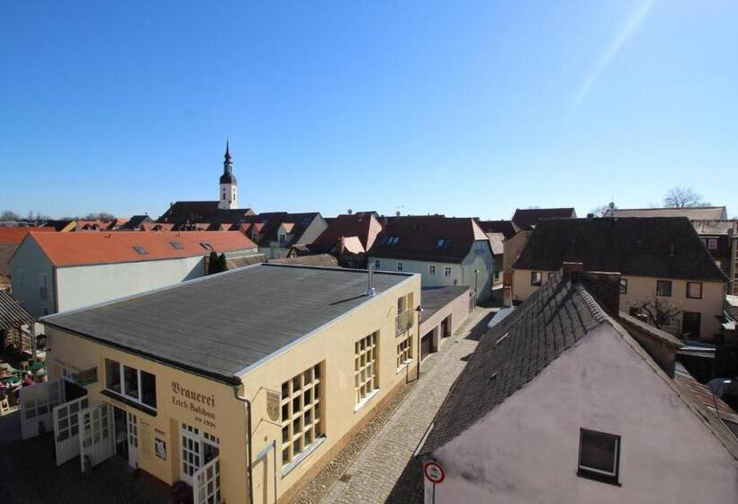 استودیوی استاندارد, Brauhaus Und Pension Babben