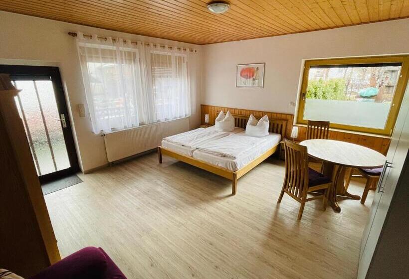 اتاق استاندارد, Brauhaus Und Pension Babben