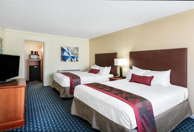 اتاق استاندارد برای معلولان, Ramada By Wyndham Virginia Beach