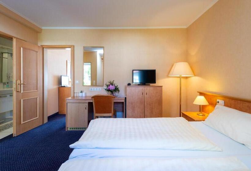 Номер Стандарт, Waldhotel Humboldtsee