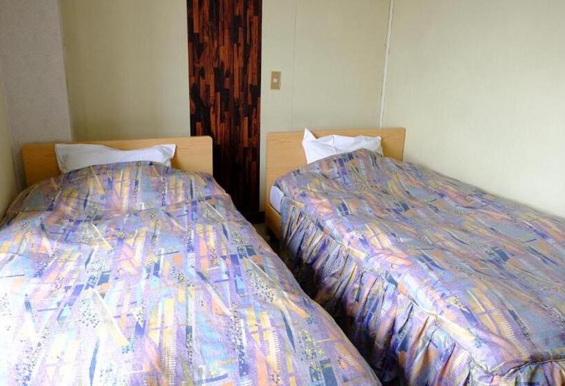 اتاق استاندارد با چشم‌انداز کوهستان, Plaza Inn Kawaguchiko