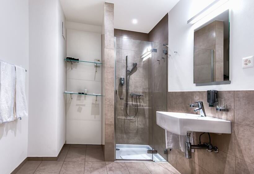 Апартаменты 1 Спальня, Small Luxury Hotel Wellnesshotel Golfpanorama
