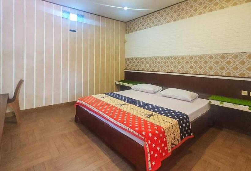 Семейный Номер, Reddoorz Syariah At Banyu Asem Banyuwangi