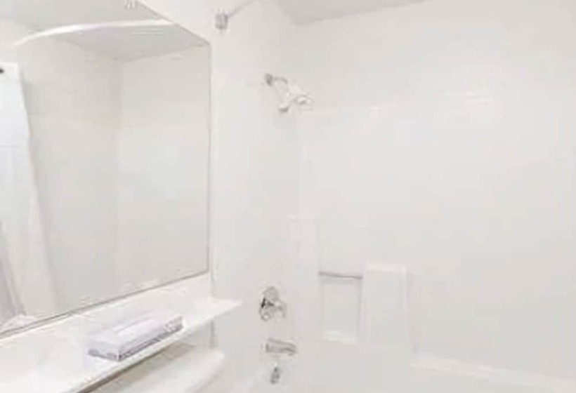 Номер Стандарт 2 Двуспальные Кровати, Days Inn By Wyndham San Marcos