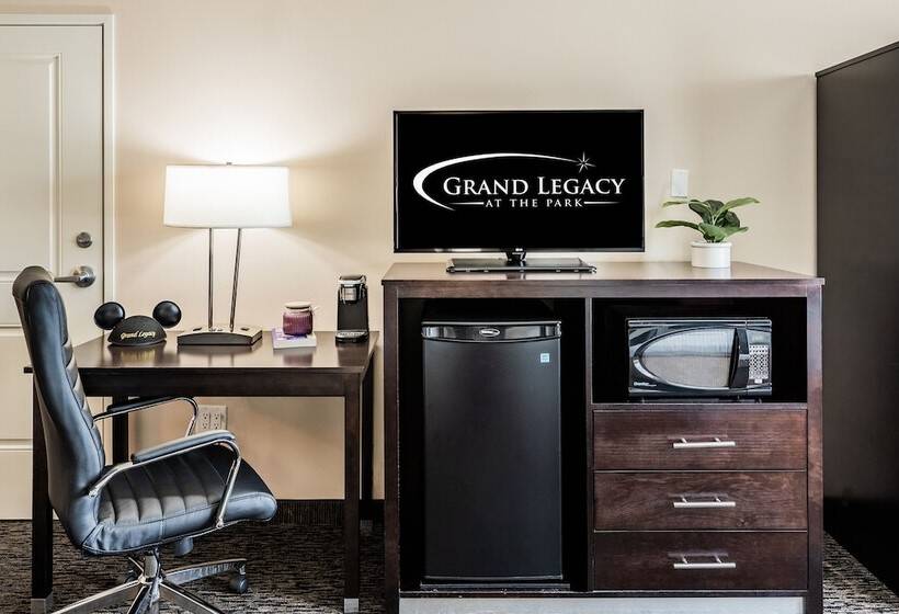 اتاق لوکس, Grand Legacy At The Park