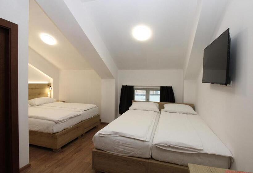 اتاق استاندارد چهار تخته, Vila Alexandra