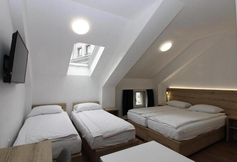 اتاق استاندارد چهار تخته, Vila Alexandra