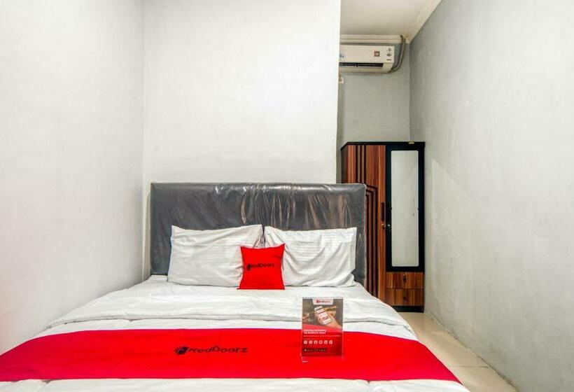 Номер Стандарт, Reddoorz Near Graha Cijantung Mall