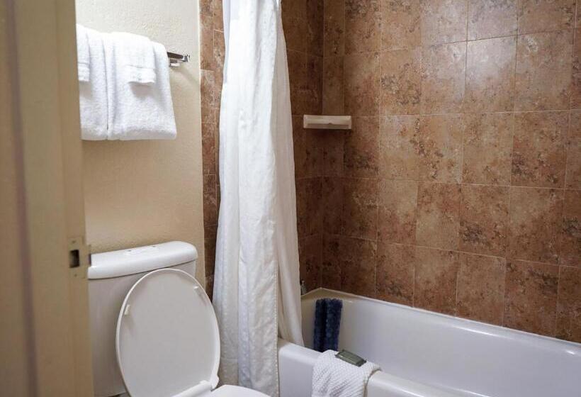חדר דלוקס, Rosen Inn Closest to Universal