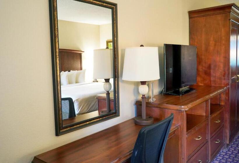 חדר דלוקס, Rosen Inn Closest to Universal
