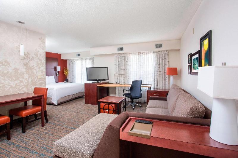 استودیو استاندارد با تخت کینگ, Residence Inn Topeka
