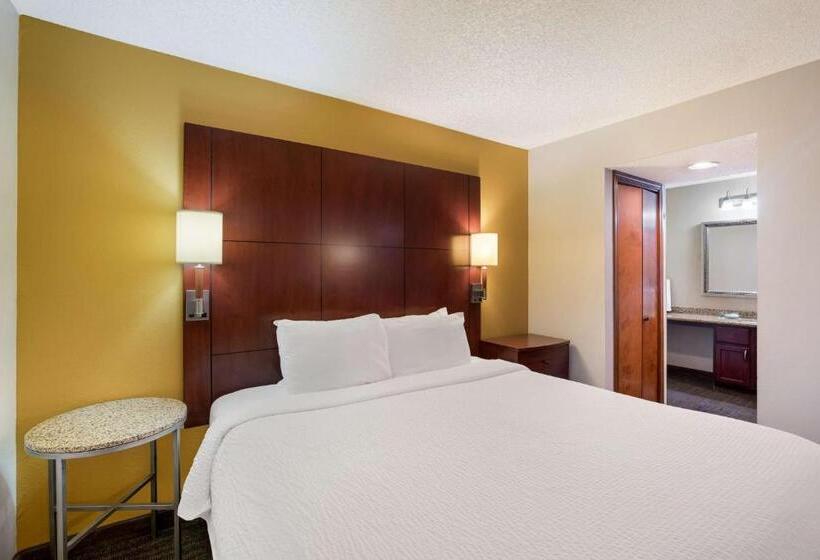 스탠다드 스튜디오 킹침대, Sens Suites Livermore; Surestay Collection By Best Western