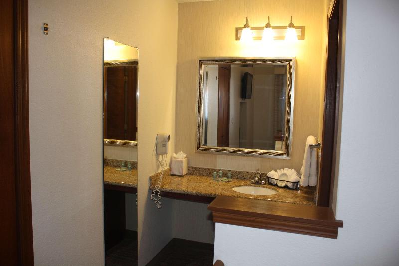 스위트, Sens Suites Livermore; Surestay Collection By Best Western