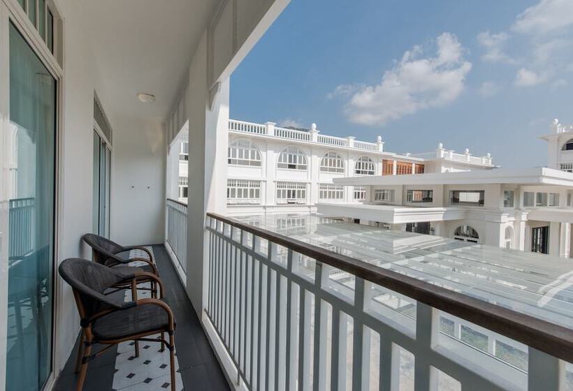 سوییت خانوادگی, Marina Gallery Resort Kacha Kalim Bay   Sha Plus