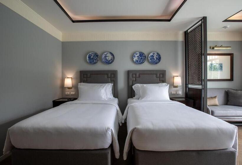 اتاق لوکس با چشم‌انداز استخر, Marina Gallery Resort Kacha Kalim Bay   Sha Plus