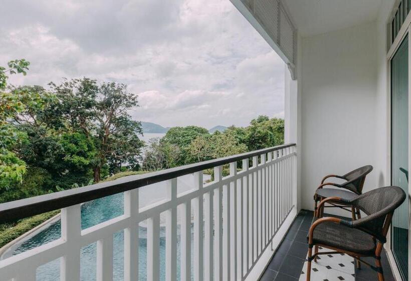 اتاق لوکس با چشم‌انداز استخر, Marina Gallery Resort Kacha Kalim Bay   Sha Plus