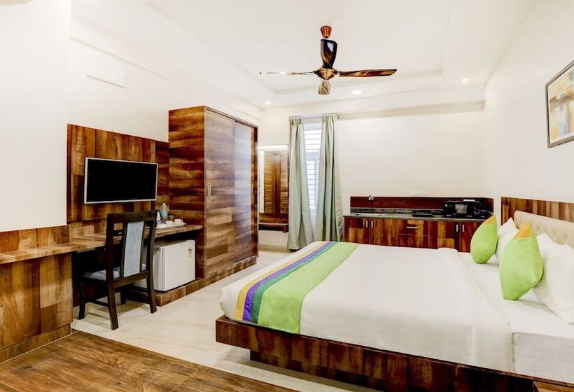Quarto Deluxe, Treebo Trend Emora Hotel And Suites Brookfield