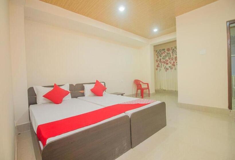 اتاق لوکس سه تخته, Oyo 67708 Brikcha Mukhia Home Stay