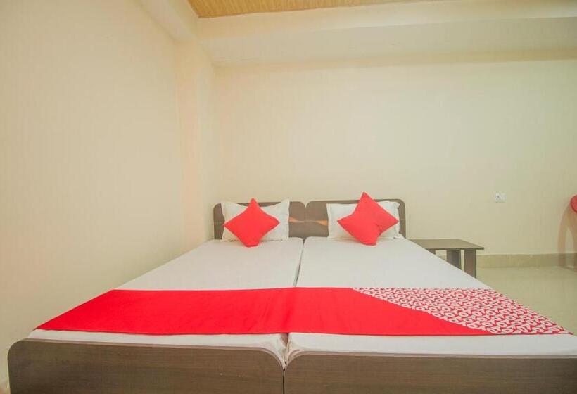 اتاق لوکس سه تخته, Oyo 67708 Brikcha Mukhia Home Stay