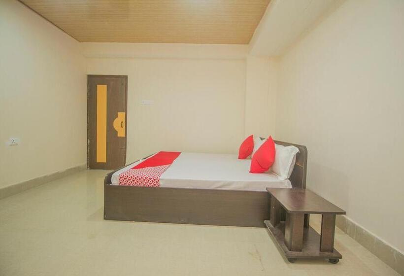 اتاق لوکس سه تخته, Oyo 67708 Brikcha Mukhia Home Stay